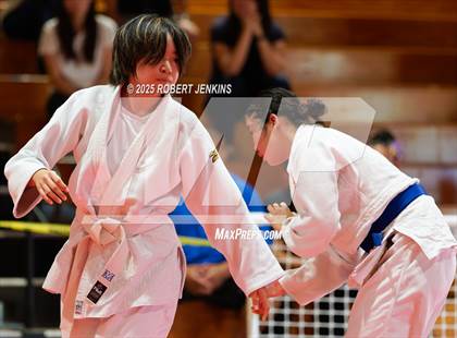 Thumbnail 1 in OIA Eastern Division Championship photogallery.