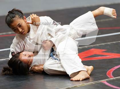 Thumbnail 3 in OIA Eastern Division Championship photogallery.