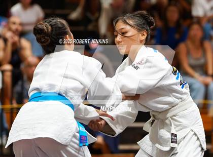 Thumbnail 3 in OIA Eastern Division Championship photogallery.