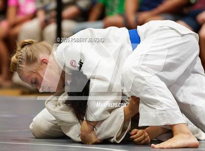 Thumbnail 1 in OIA Eastern Division Championship photogallery.