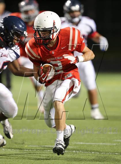 Thumbnail 3 in Boyd Navy vs. Allen photogallery.