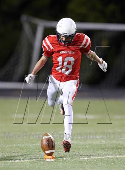 Thumbnail 1 in Boyd Navy vs. Allen photogallery.