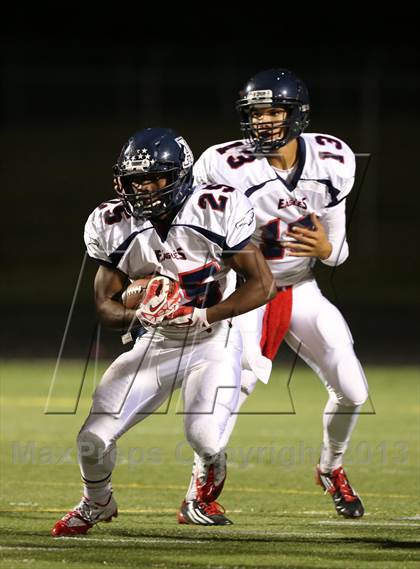 Thumbnail 3 in Boyd Navy vs. Allen photogallery.