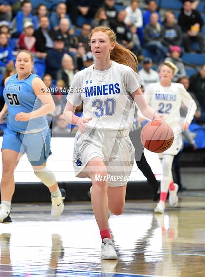 Thumbnail 2 in Bingham vs. Layton (UHSAA 6A First Round) photogallery.