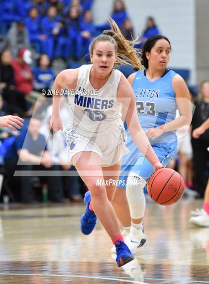 Thumbnail 2 in Bingham vs. Layton (UHSAA 6A First Round) photogallery.