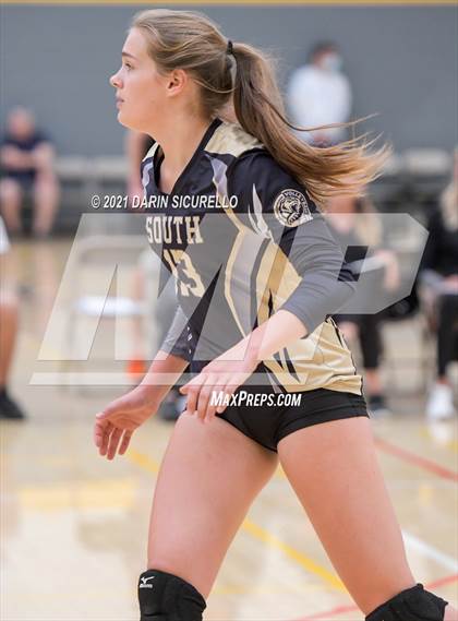 Thumbnail 3 in La Jolla Country Day vs. South Anchorage (Nike Tournament of Champions)  photogallery.