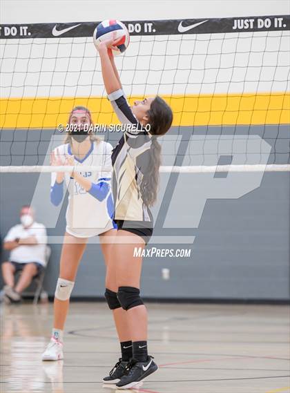 Thumbnail 1 in La Jolla Country Day vs. South Anchorage (Nike Tournament of Champions)  photogallery.