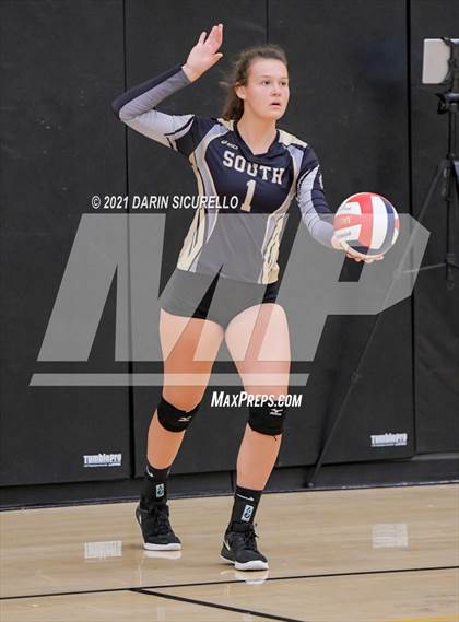 Thumbnail 2 in La Jolla Country Day vs. South Anchorage (Nike Tournament of Champions)  photogallery.