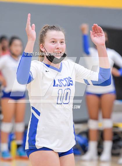 Thumbnail 2 in La Jolla Country Day vs. South Anchorage (Nike Tournament of Champions)  photogallery.