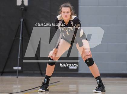 Thumbnail 1 in La Jolla Country Day vs. South Anchorage (Nike Tournament of Champions)  photogallery.