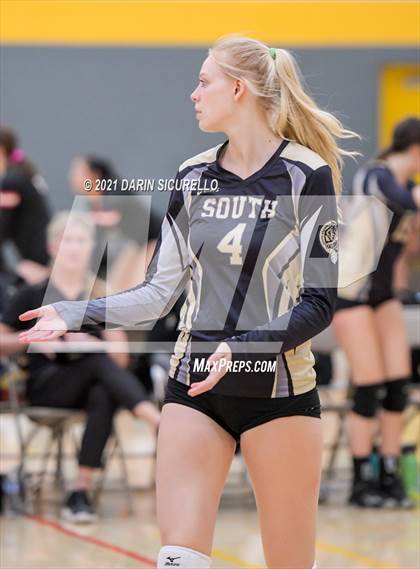 Thumbnail 3 in La Jolla Country Day vs. South Anchorage (Nike Tournament of Champions)  photogallery.