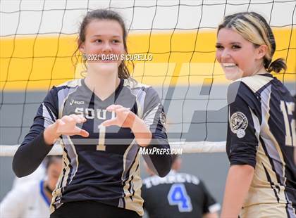 Thumbnail 2 in La Jolla Country Day vs. South Anchorage (Nike Tournament of Champions)  photogallery.