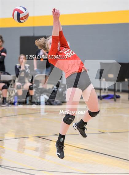 Thumbnail 1 in La Jolla Country Day vs. South Anchorage (Nike Tournament of Champions)  photogallery.