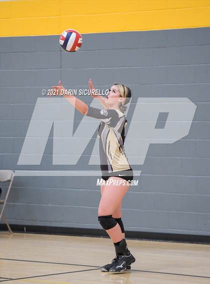 Thumbnail 2 in La Jolla Country Day vs. South Anchorage (Nike Tournament of Champions)  photogallery.