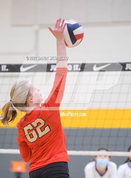 Thumbnail 2 in La Jolla Country Day vs. South Anchorage (Nike Tournament of Champions)  photogallery.