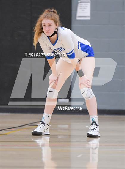 Thumbnail 2 in La Jolla Country Day vs. South Anchorage (Nike Tournament of Champions)  photogallery.