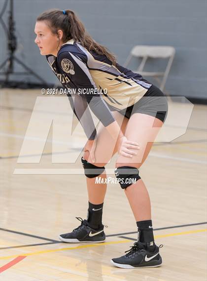 Thumbnail 3 in La Jolla Country Day vs. South Anchorage (Nike Tournament of Champions)  photogallery.