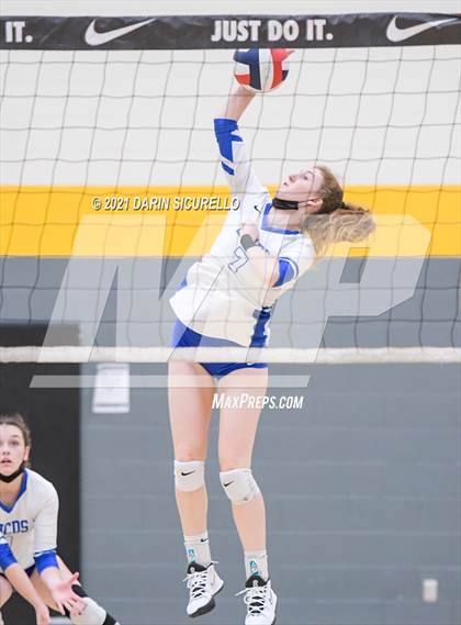 Thumbnail 1 in La Jolla Country Day vs. South Anchorage (Nike Tournament of Champions)  photogallery.
