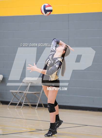Thumbnail 3 in La Jolla Country Day vs. South Anchorage (Nike Tournament of Champions)  photogallery.
