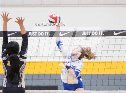 Thumbnail 3 in La Jolla Country Day vs. South Anchorage (Nike Tournament of Champions)  photogallery.