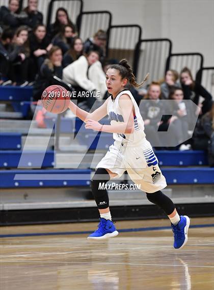 Thumbnail 3 in Carbon vs. Manti (UHSAA 3A Inter-Region) photogallery.
