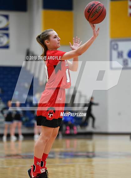 Thumbnail 2 in Carbon vs. Manti (UHSAA 3A Inter-Region) photogallery.