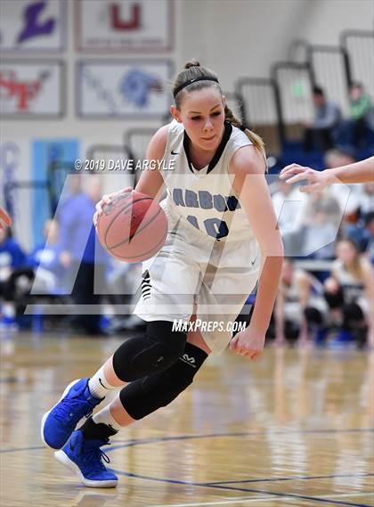 Thumbnail 2 in Carbon vs. Manti (UHSAA 3A Inter-Region) photogallery.