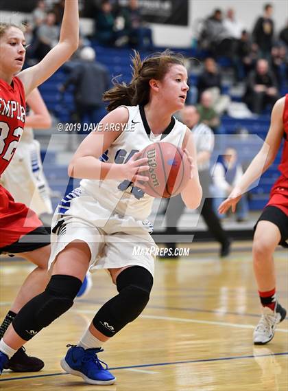 Thumbnail 2 in Carbon vs. Manti (UHSAA 3A Inter-Region) photogallery.
