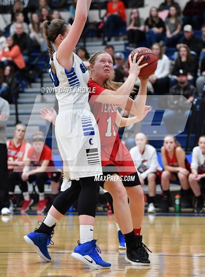 Thumbnail 1 in Carbon vs. Manti (UHSAA 3A Inter-Region) photogallery.