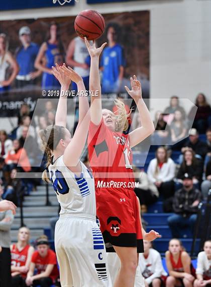 Thumbnail 2 in Carbon vs. Manti (UHSAA 3A Inter-Region) photogallery.