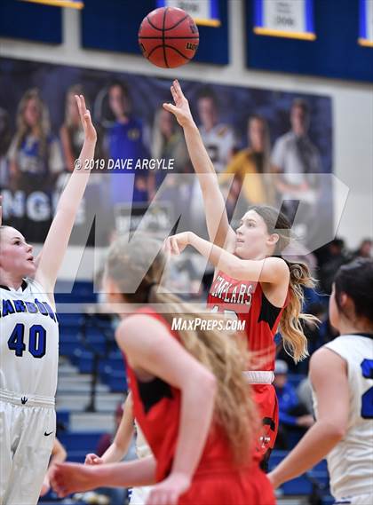 Thumbnail 1 in Carbon vs. Manti (UHSAA 3A Inter-Region) photogallery.