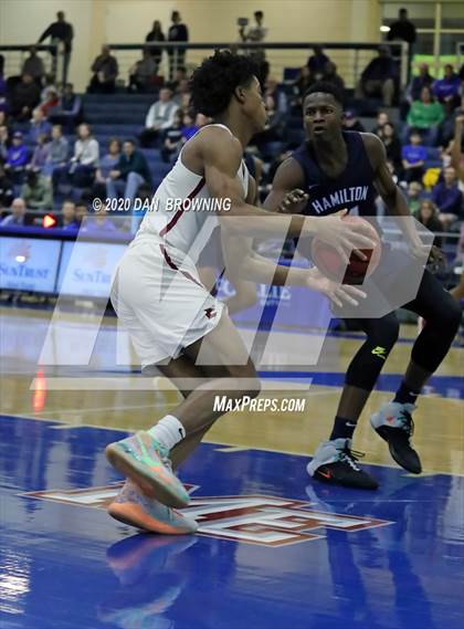 Thumbnail 1 in Memphis East vs. Hamilton Heights (Dr Pepper Classic) photogallery.