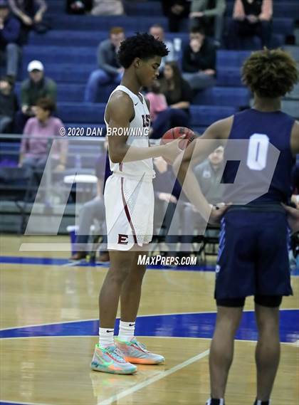 Thumbnail 1 in Memphis East vs. Hamilton Heights (Dr Pepper Classic) photogallery.