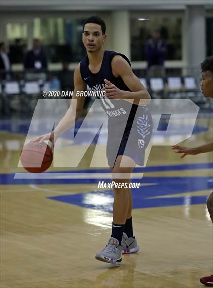 Thumbnail 3 in Memphis East vs. Hamilton Heights (Dr Pepper Classic) photogallery.