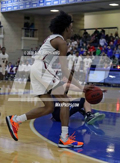 Thumbnail 2 in Memphis East vs. Hamilton Heights (Dr Pepper Classic) photogallery.