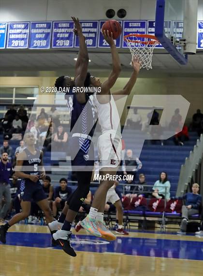 Thumbnail 3 in Memphis East vs. Hamilton Heights (Dr Pepper Classic) photogallery.