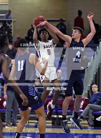 Thumbnail 1 in Memphis East vs. Hamilton Heights (Dr Pepper Classic) photogallery.