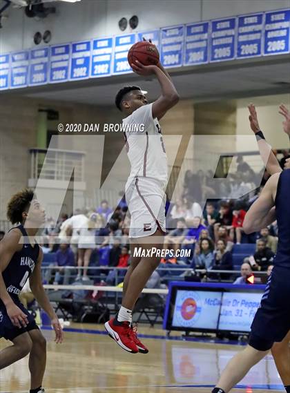 Thumbnail 1 in Memphis East vs. Hamilton Heights (Dr Pepper Classic) photogallery.