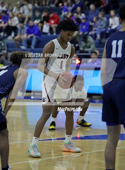 Thumbnail 2 in Memphis East vs. Hamilton Heights (Dr Pepper Classic) photogallery.