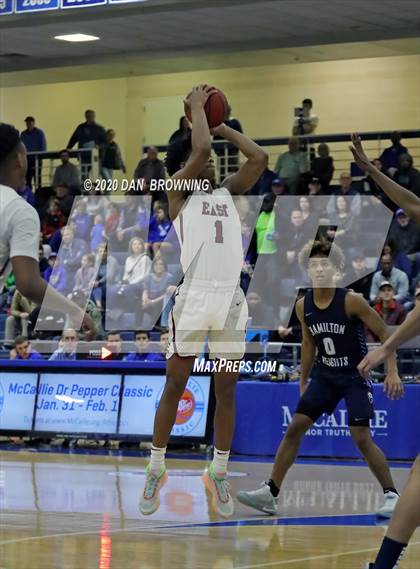 Thumbnail 3 in Memphis East vs. Hamilton Heights (Dr Pepper Classic) photogallery.