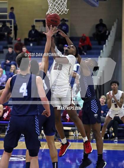 Thumbnail 3 in Memphis East vs. Hamilton Heights (Dr Pepper Classic) photogallery.