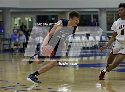 Thumbnail 1 in Memphis East vs. Hamilton Heights (Dr Pepper Classic) photogallery.