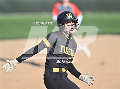 Thumbnail 2 in Minooka @ Joliet West photogallery.