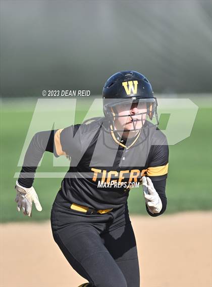 Thumbnail 1 in Minooka @ Joliet West photogallery.
