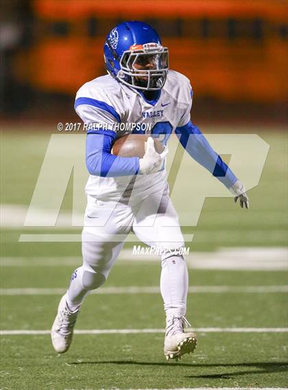 Thumbnail 2 in Valley vs. Florin photogallery.