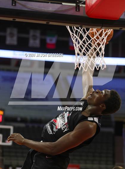 Thumbnail 2 in All-Valley Showcase (East vs West) photogallery.