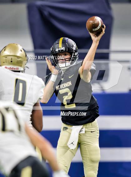 Thumbnail 3 in Noblesville vs Mt. Vernon (Horseshoe Classic) photogallery.
