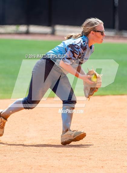 Thumbnail 3 in South Caldwell vs Hoggard (NCHSAA 4A Final Game 3) photogallery.