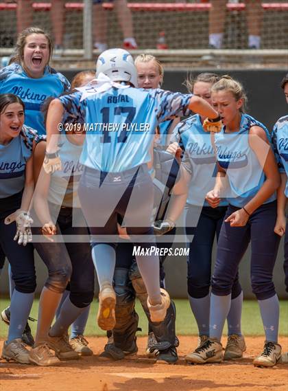 Thumbnail 2 in South Caldwell vs Hoggard (NCHSAA 4A Final Game 3) photogallery.