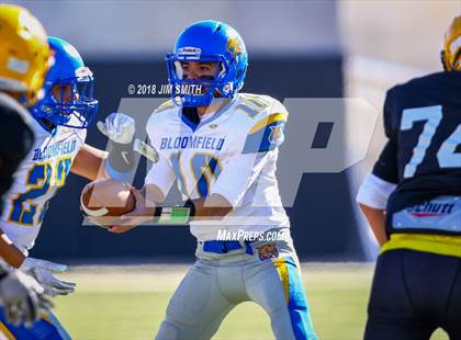 Thumbnail 1 in Bloomfield @ St. Pius X (NMAA 4A Semifinal) photogallery.